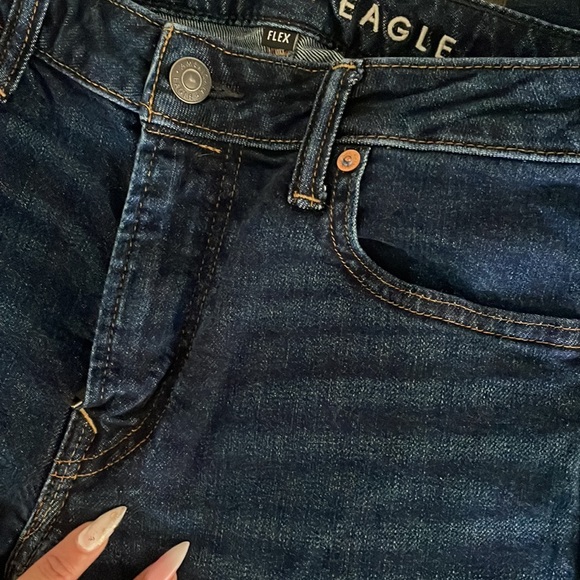 Like NEW!! Bundle 2 pair American Eagle Jeans - Picture 9 of 9
